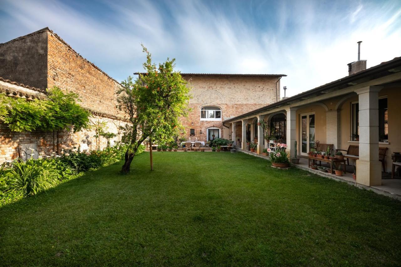 La Casa Nel Borgo Bed and Breakfast Piadena Eksteriør billede